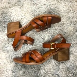 🔘Brown Sandals NWOT